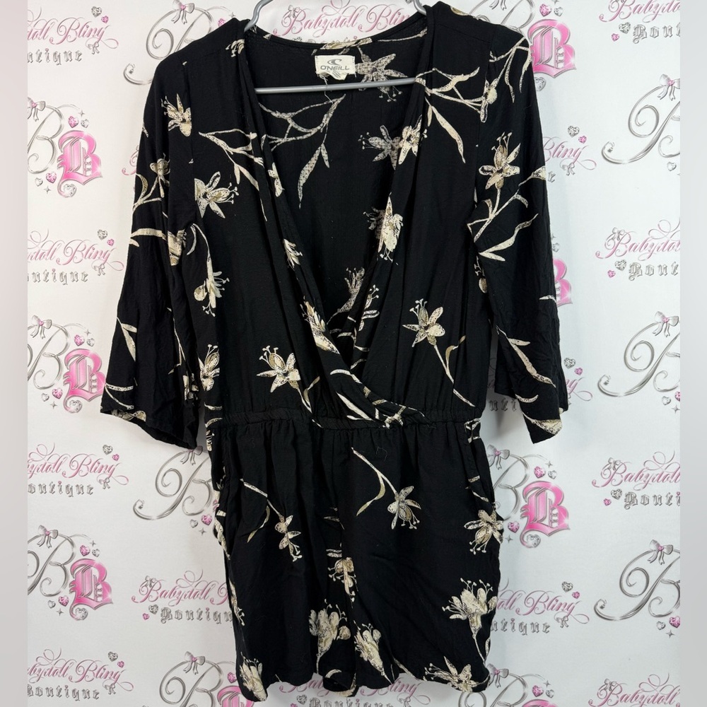 O’Neill romper jumper one piece shorts flowers Black Floral Long Sleeve Dress
